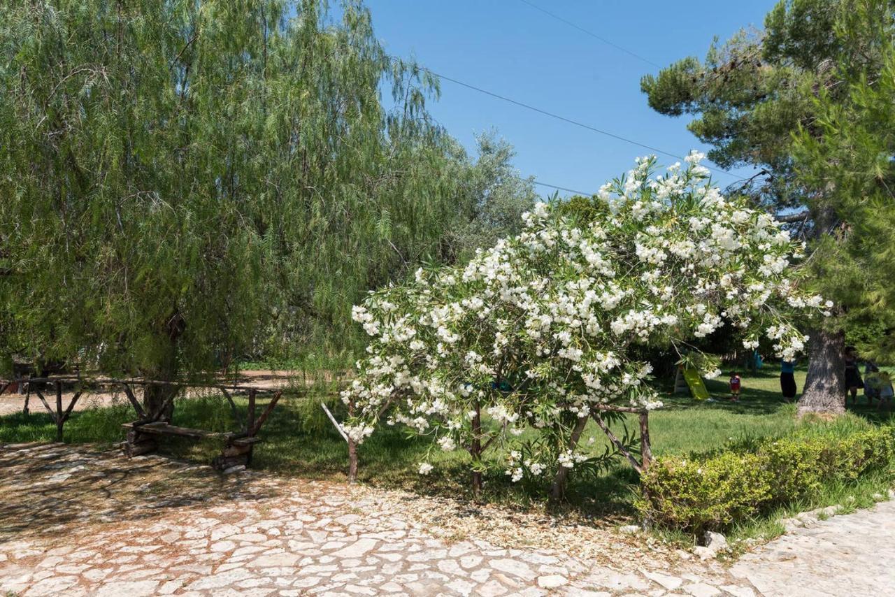 Agriturismo Terra Di Pace Noto Exterior photo