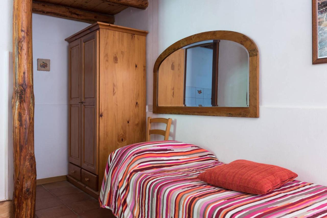 Agriturismo Terra Di Pace Noto Exterior photo